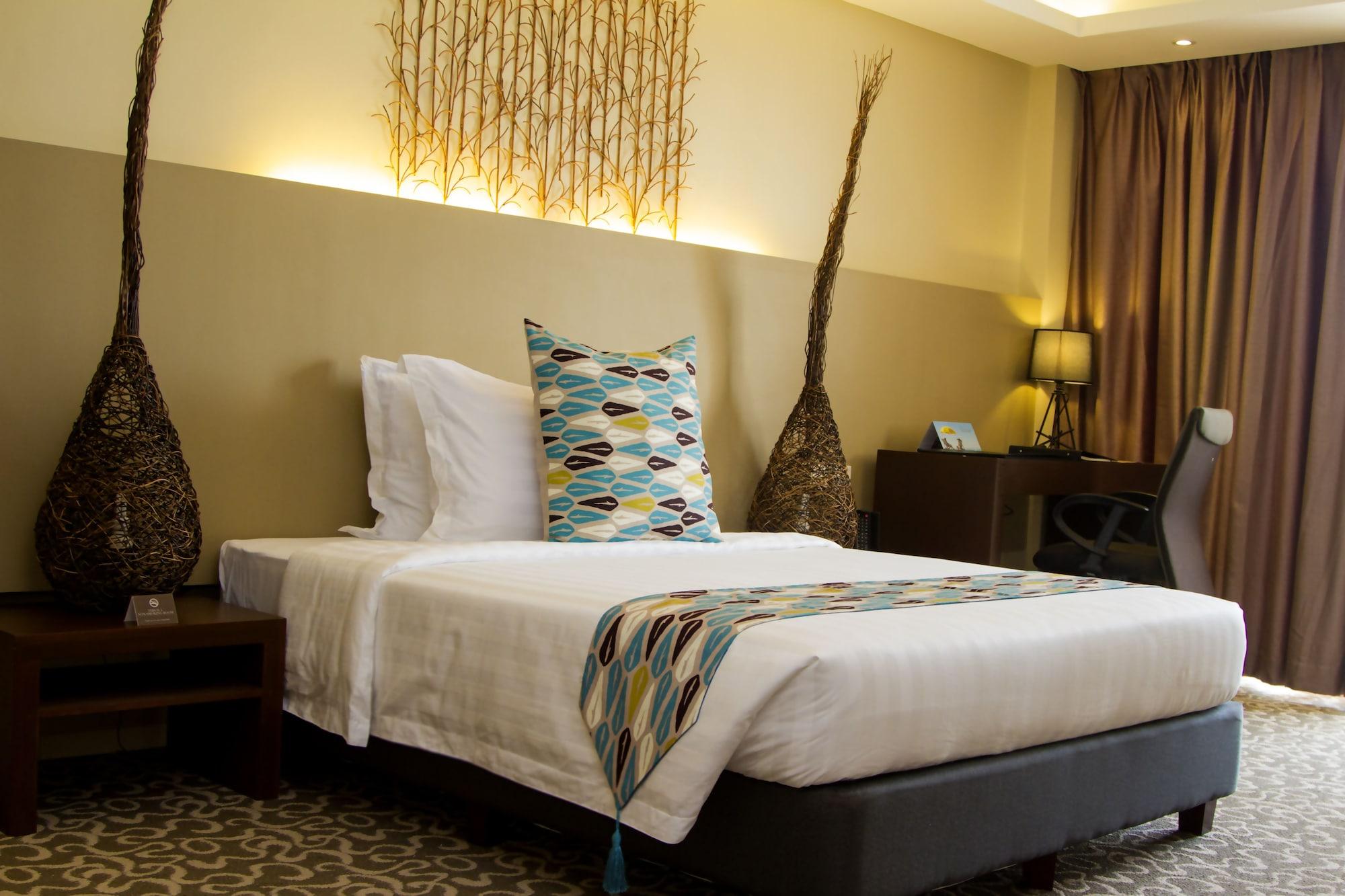 The Oriental Hotel Bataan Mariveles Esterno foto