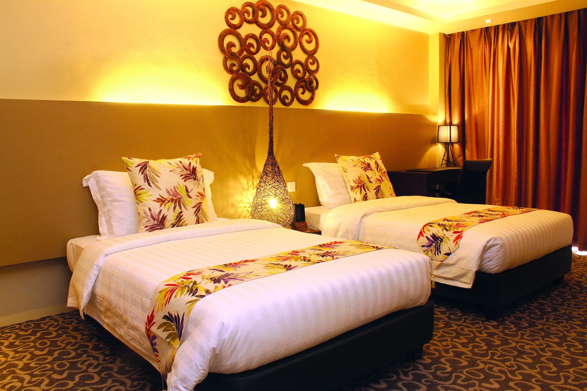 The Oriental Hotel Bataan Mariveles Esterno foto