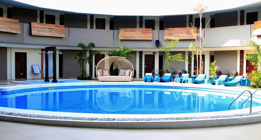 The Oriental Hotel Bataan Mariveles Esterno foto