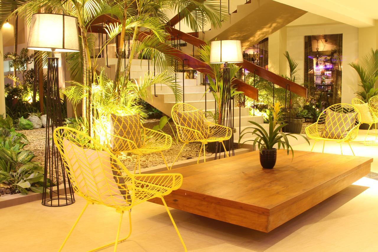 The Oriental Hotel Bataan Mariveles Esterno foto
