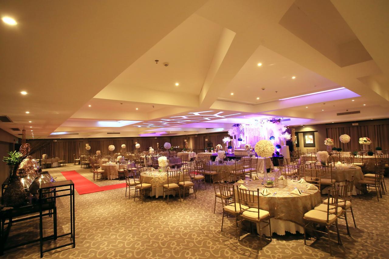 The Oriental Hotel Bataan Mariveles Esterno foto