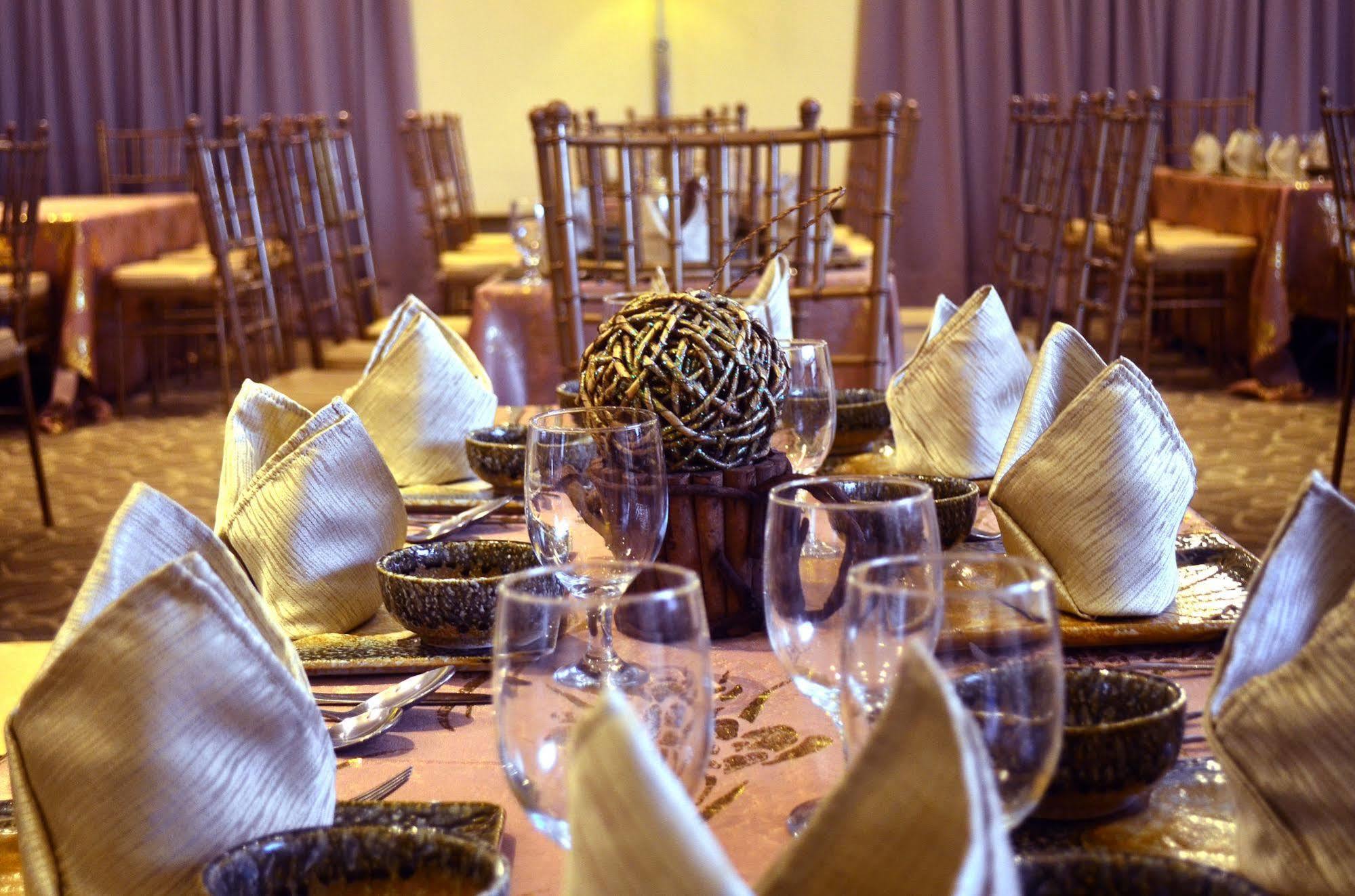 The Oriental Hotel Bataan Mariveles Esterno foto